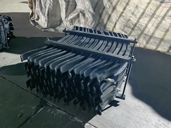 Professional Flat Auto Spare Parts Conventional Leaf Spring for Heavy Truck Suspension